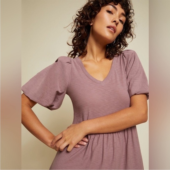 Nation Ltd Geri Puff Sleeve V-Neck Tiered Midi Peasant Dress - Picture 2 of 7